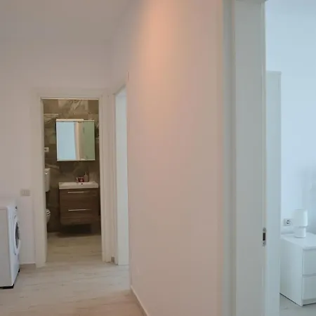 Apartment Apartament Sophie-Marie Navodari